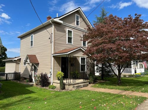 351 Main St, Homer City, PA 15748-1227
