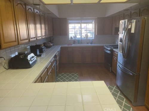 20563 Vendale Dr, Lakewood, CA 90715-1139