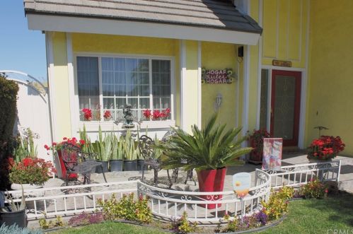 7375 Calle Granada, Anaheim, CA 92808-1033