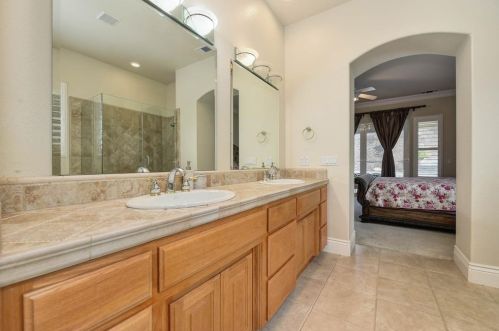 1781 Summer Cloud Ct, Folsom CA  95630-6249 exterior