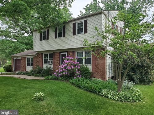 336 Moyer Rd, Harleysville, PA 19438-2313