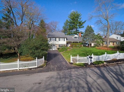 2607 Dogwood Ln, Norristown, PA 19401-1720