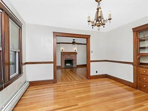 51 Falmouth Rd, Newton MA 02465-1127 exterior