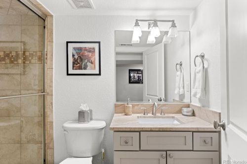 1175 Downing St, Denver CO 80205-5237 exterior