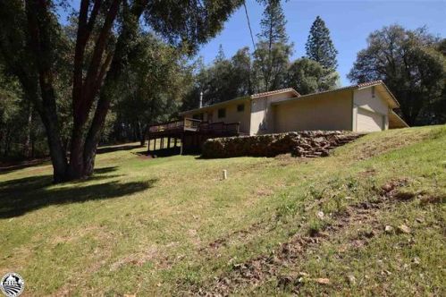 2553 Upper Dorray Rd, Glencoe, CA