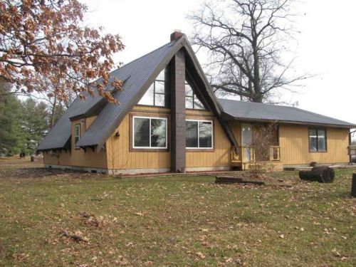 5225 250, Howe, IN 46746-9511