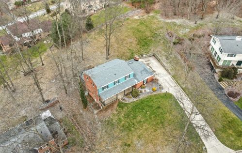 211 Trinity Dr, Canonsburg, PA 15317-2515