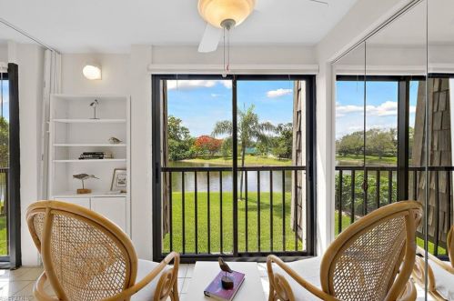 1562 Oyster Catcher Pt, Naples, FL 34105-2761