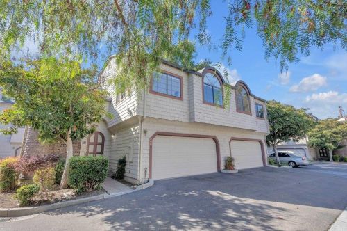490 Sunnyoaks Ave, Campbell, CA 95008-5374