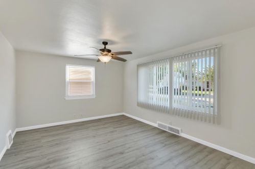 2008 28th St, Kenosha WI  53140-5016 exterior