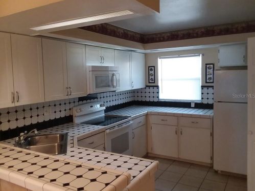 814 Toledo Ct, Kissimmee, FL 34758-4313