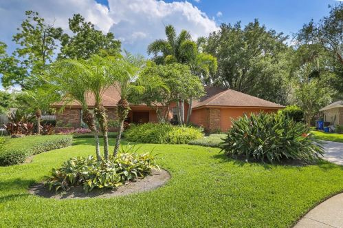 506 Brooktree Ct, Lutz, FL 33548-4427