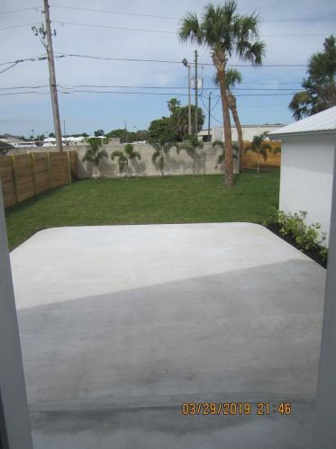736 17th St, Saint Petersburg FL  33713-7120 exterior
