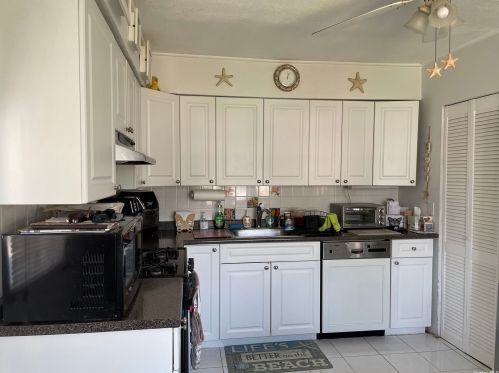 35 Clearwater Rd, North Lindenhurst NY  11757-6520 exterior