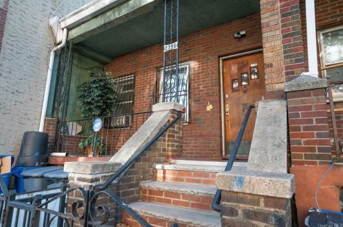 2396 Lorillard Pl, Bronx, NY 10458-8005
