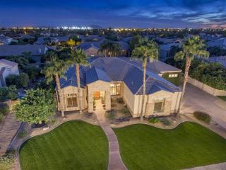4467 Encinas Ave, Gilbert, AZ 85234-7476