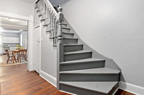 3238 2nd St, Milwaukee, WI 53212-2021