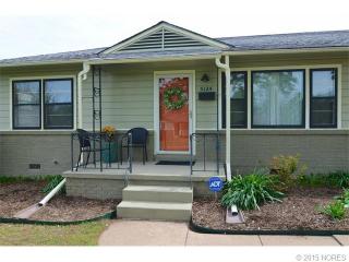 5124 22nd St, Tulsa, OK 74114-2230