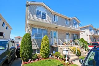 16 Bergen Beach Pl, Brooklyn, NY 11234-5743