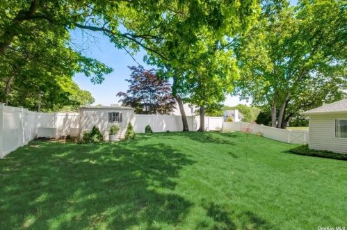 92 Forest Rd, South Setauket NY  11720-2256 exterior