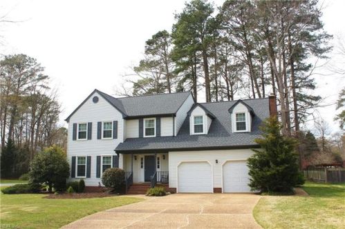 107 Patuxent Turn, Yorktown, VA 23693-2719