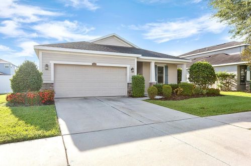 12213 Fairlawn Dr, Riverview, FL 33579-3903