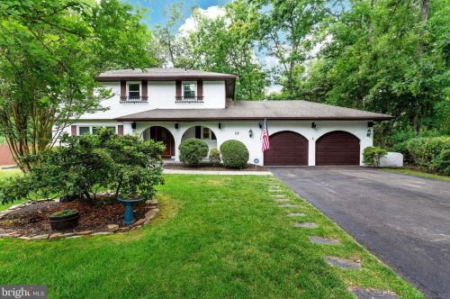 12 Willard Way, Berlin Boro, NJ 08009-9605