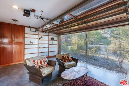 2440 Minard Rd, Topanga CA  90290-3402 exterior