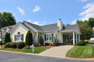 2801 Kingsdale Ct, Winston Salem, NC 27103-5773