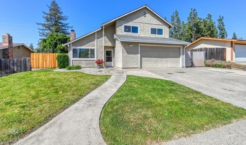 8341 Juglans Dr, Citrus Heights, CA 95662-3045