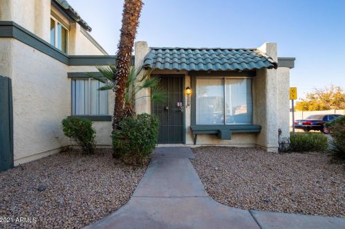 9017 52nd Ave, Glendale, AZ 85302-4203