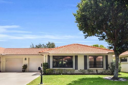 4660 Laurel Tree Rd, Boynton Beach, FL 33436-1223