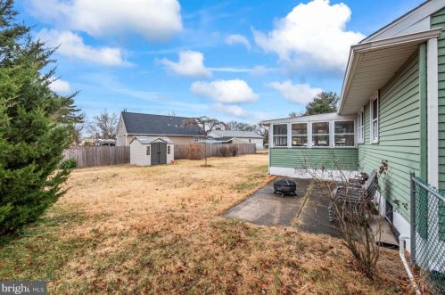 306 Veterans Dr, Palmyra NJ  08065-2319 exterior