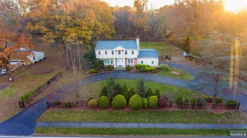 256 Broadway, Norwood, NJ 07648-1303