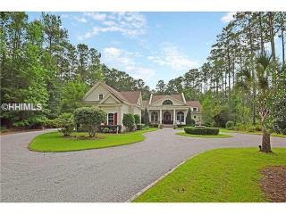 8 Sweet Grass Ln, Bluffton SC  29910-5608 exterior