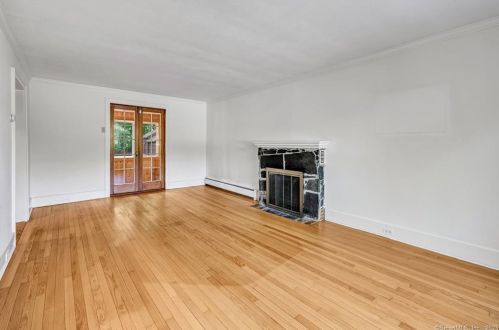 587 High Ridge Rd, Stamford CT  06905-2602 exterior