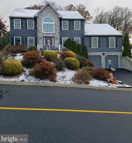 36 Kelsey Dr, Schuylkill Haven, PA 17972-9719