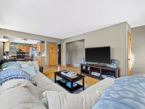1110 Evergreen Dr, Waukesha WI  53188-2318 exterior