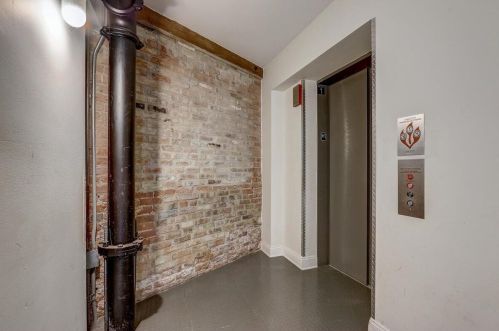 3059 Weil St, Milwaukee WI  53212-2229 exterior
