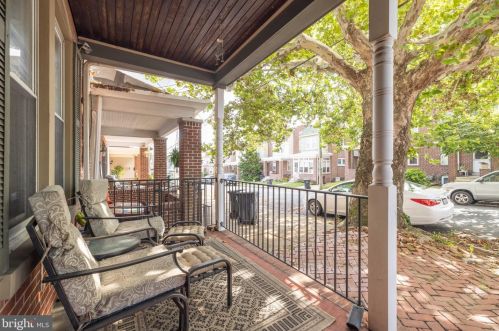 911 Clayton St, Wilmington DE  19805-5306 exterior