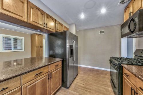 10136 Sierra Ave, Truckee CA  96161-4828 exterior