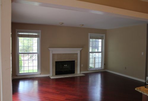 85 Crenshaw Dr, Roxbury Township NJ  07836-4721 exterior