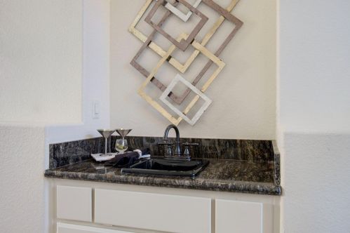 111 Burrill Dr, Folsom CA  95630-2270 exterior