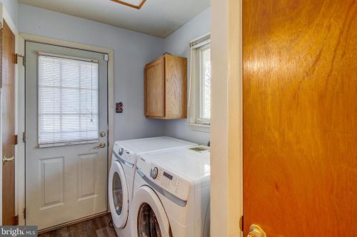 631 Edge Park Dr, Tavistock NJ  exterior