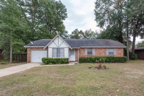 5640 Adelyn Rd, Pensacola, FL 32504-8426
