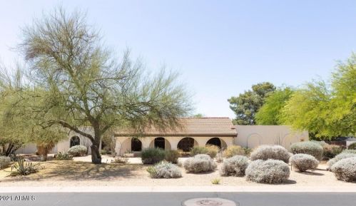 5115 Berneil Dr, Scottsdale, AZ 85253-1545