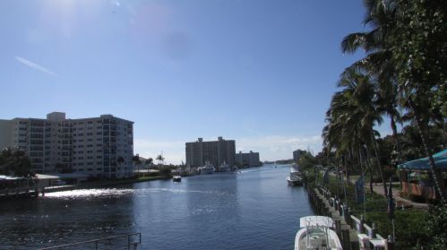 7181 Foxworth Ct, Boynton Beach FL  33437-6455 exterior