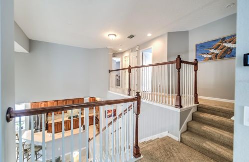 413 Islebay Dr, Ruskin FL  33572-3332 exterior