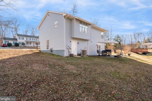 10909 Heatherwood Dr, Spotsylvania VA  22553-1669 exterior