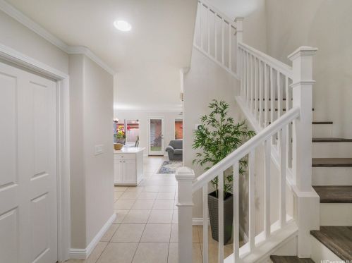 91-2180 Kaiwawalo St, Ewa Beach HI  96706-0064 exterior